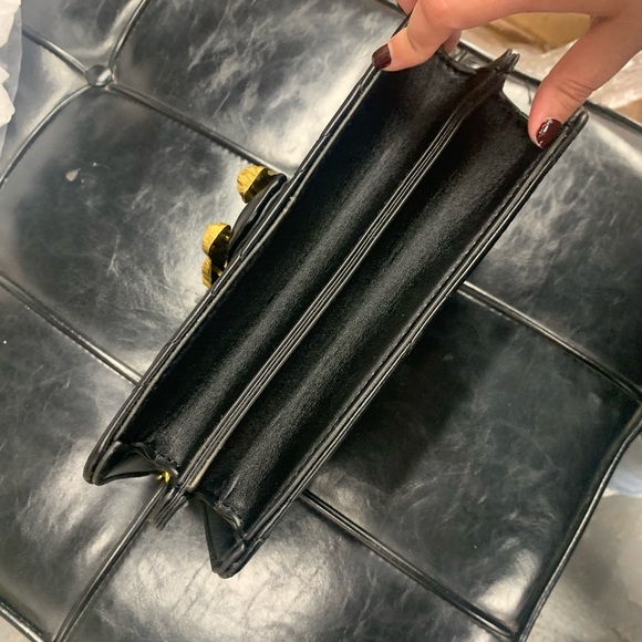 Quilted Shoulder bag in black faux leather - Picture 6 of 9